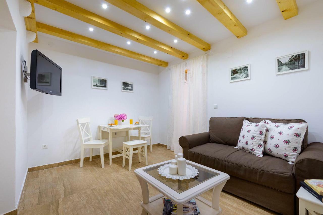 Leona Apartments Дубровник Экстерьер фото